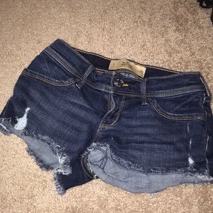 Hollister short-short